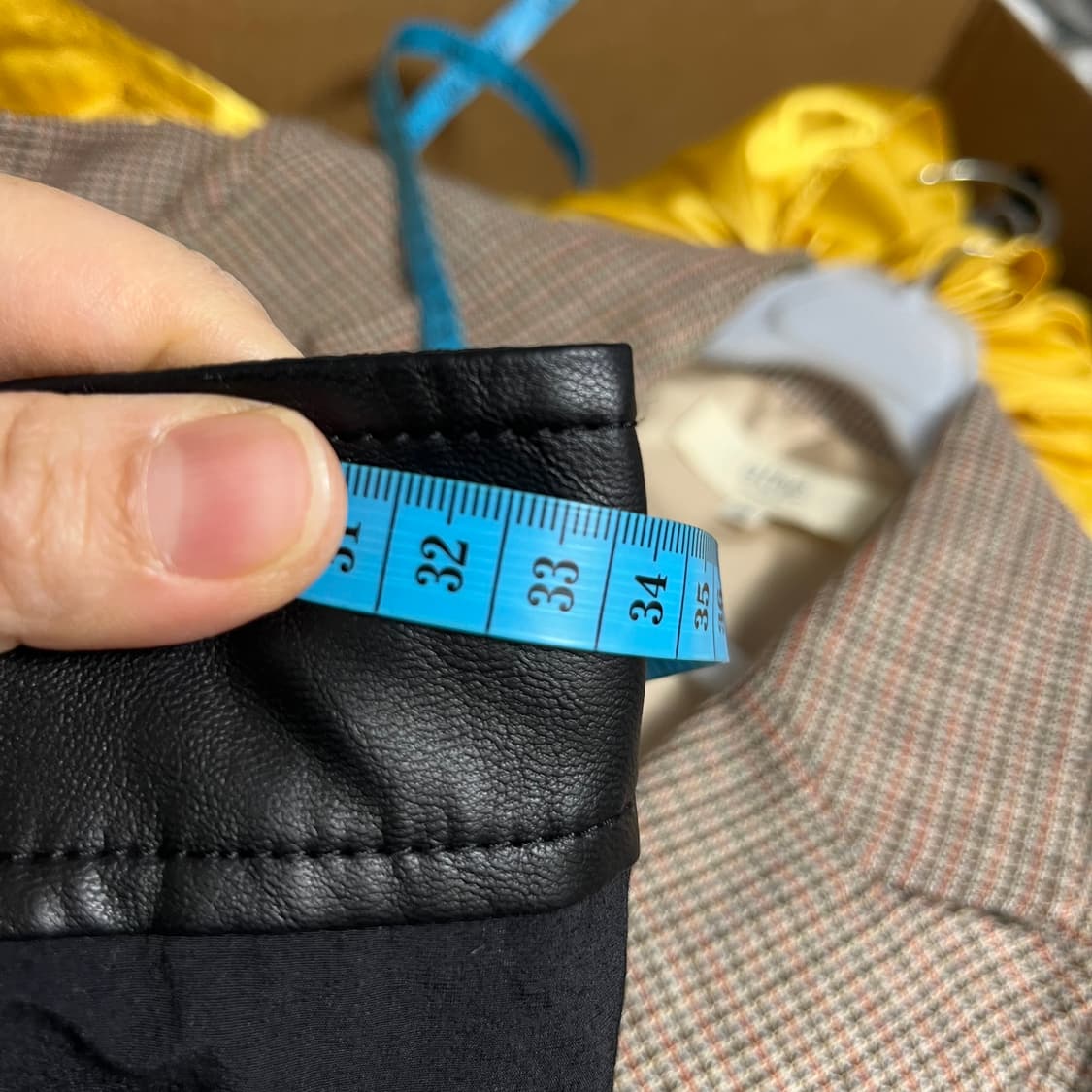 한섬 오즈세컨 블랙 자수 롱스커트 61 상품이미지3