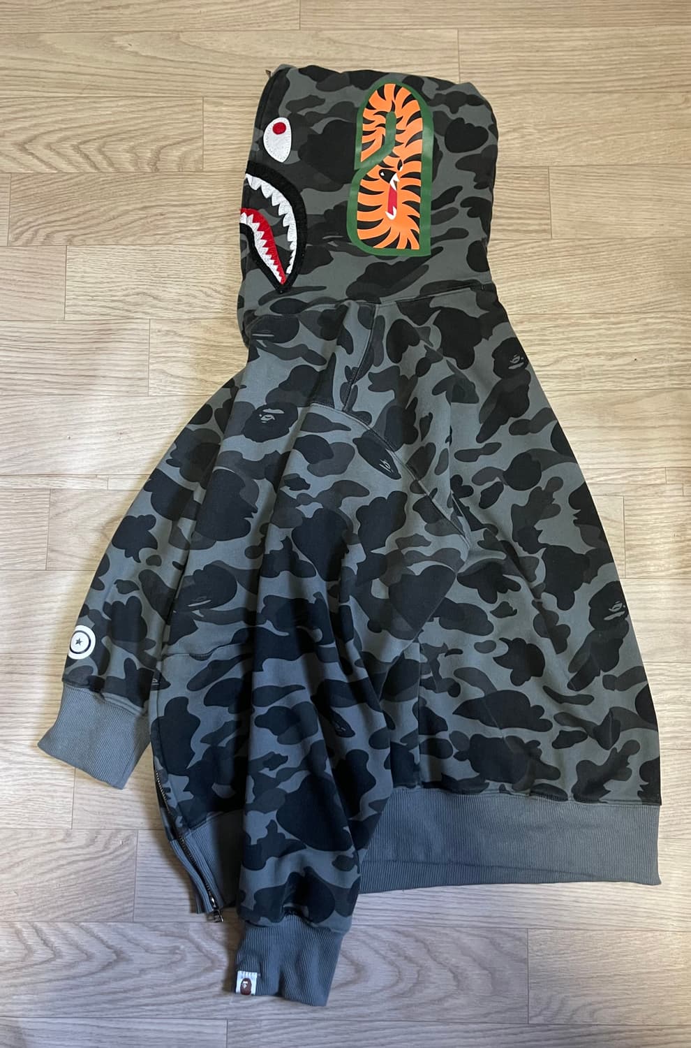 베이프 BAPE 카모 샤크 후드집업 XL 상품이미지4