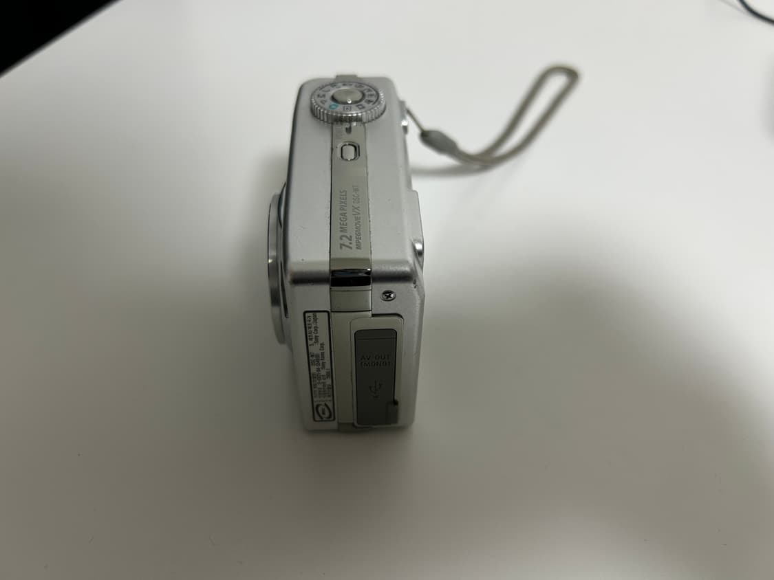 빈티지 디카의 정석, 소니 사이버샷 DSC-W7 상품이미지9