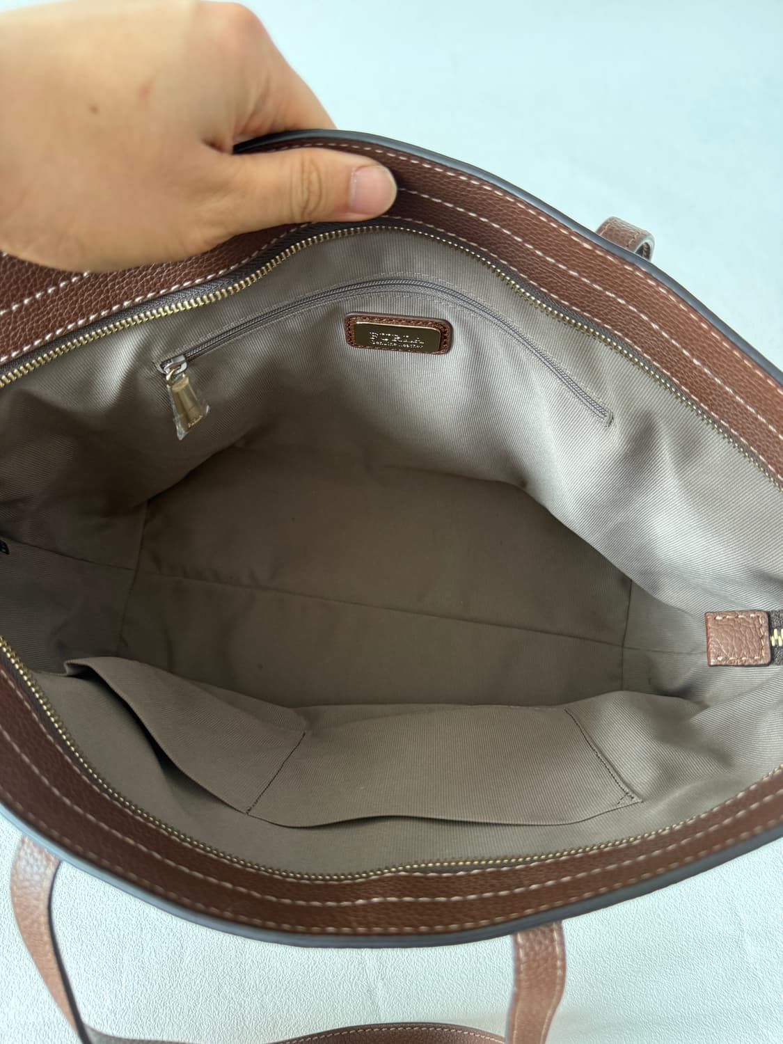 훌라(FURLA) 레더 토트백 상품이미지7