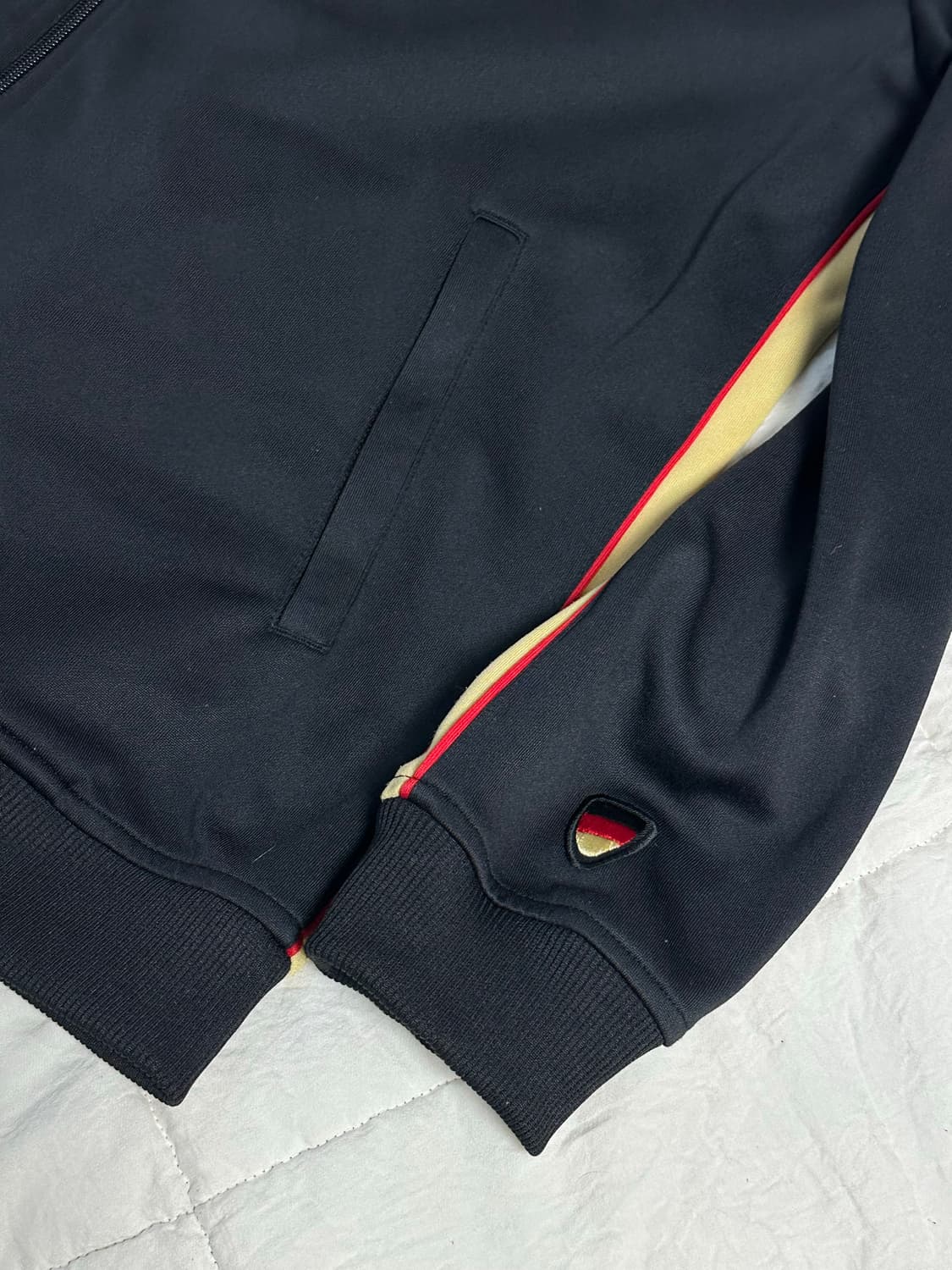 나이키 독일 국대 트랙탑 져지 라지 검금 상품이미지3