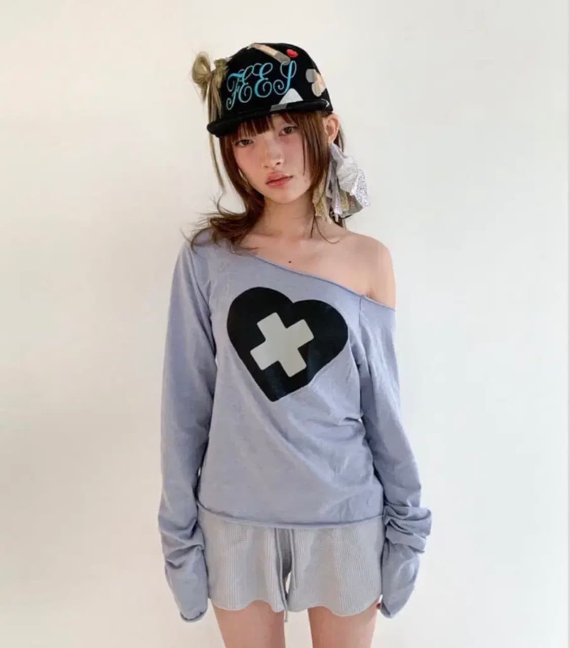 샵페어리 크로스 하트 컷오프 티셔츠 블루 상품이미지1