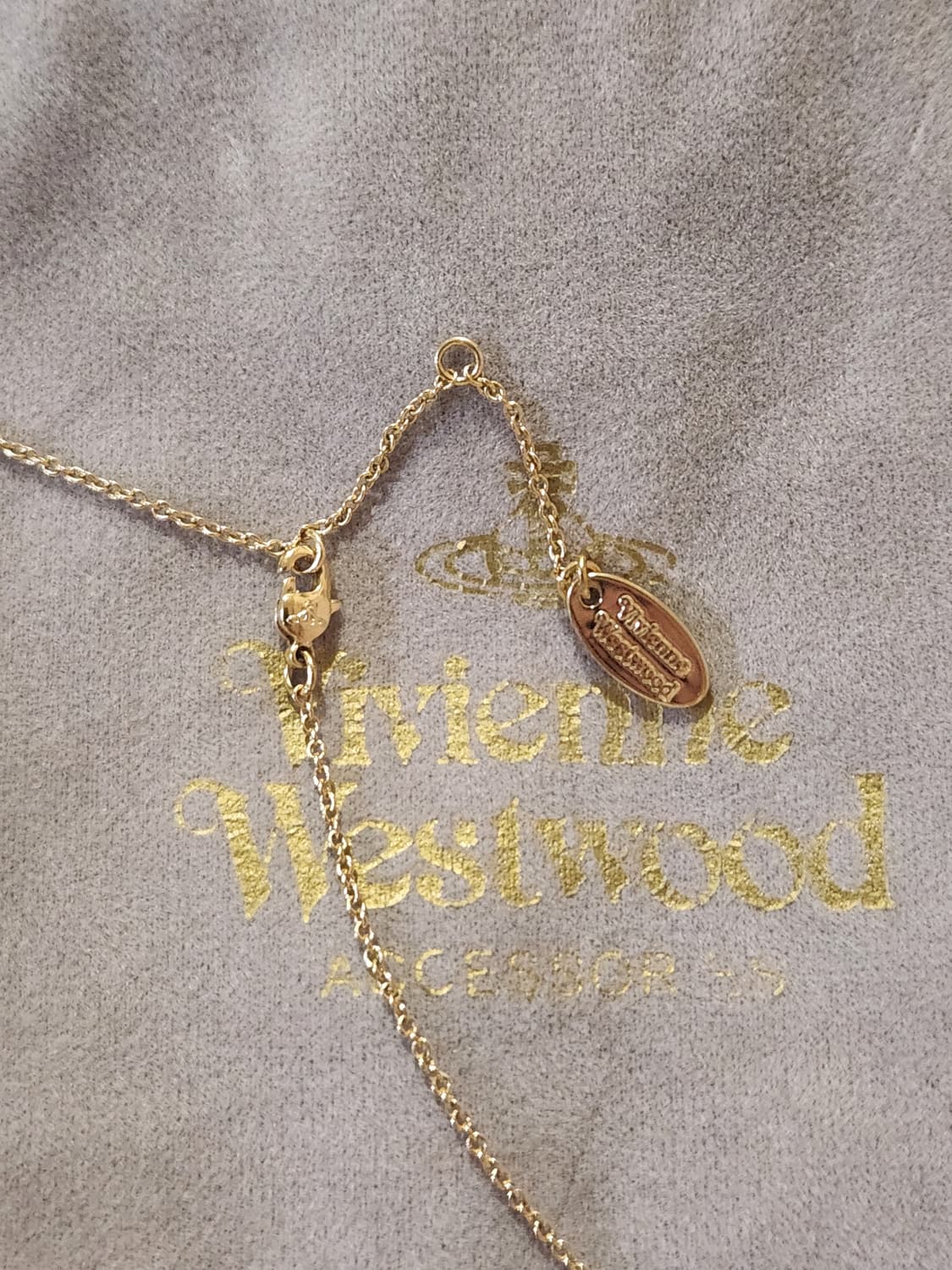 비비안웨스트우드 레나 바스릴리프 목걸이 상품이미지3