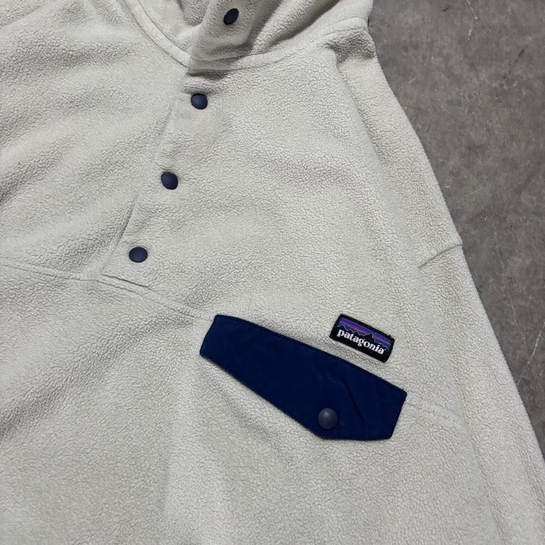 13FW 파타고니아 클래식 신칠라 스냅-티 플리스 풀오버 상품이미지2