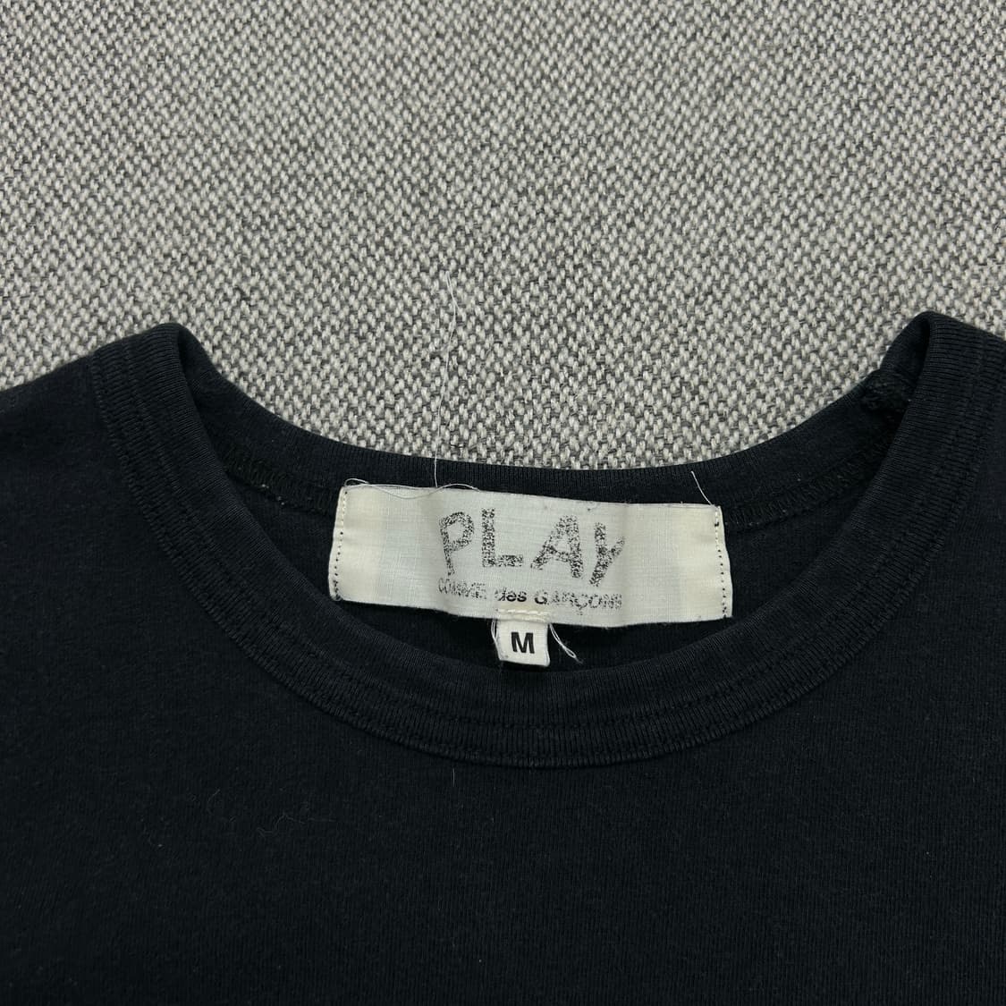 꼼데가르송 하트와펜 블랙 반팔(M) 상품이미지2