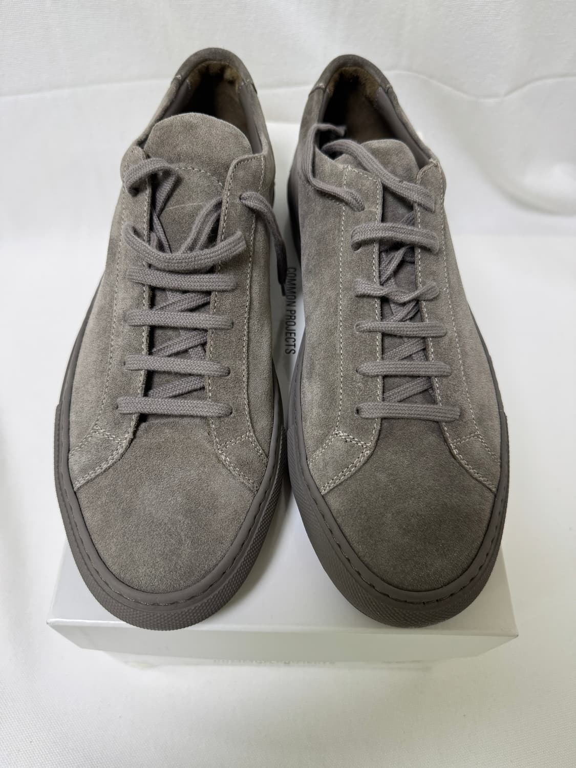 커먼프로젝트 아킬레스 로우 스웨이드 41사이즈  상품이미지2