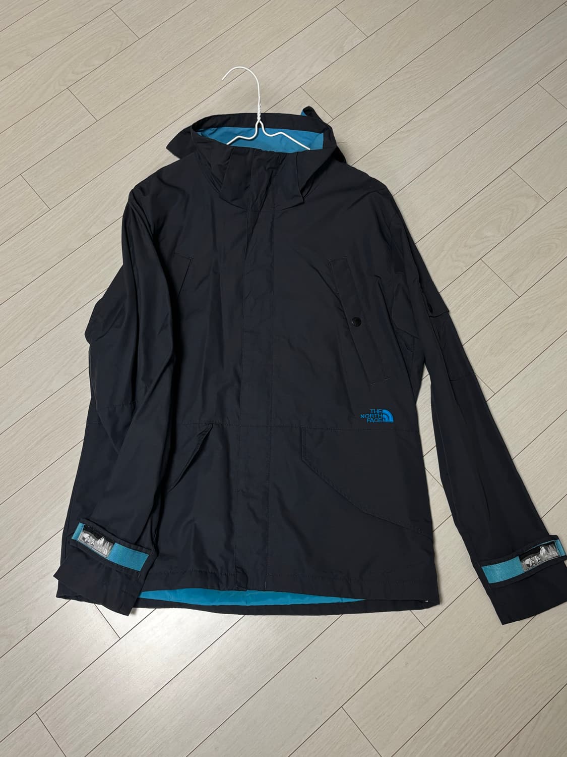 [100] 노스페이스 바람막이 자켓 상품이미지1