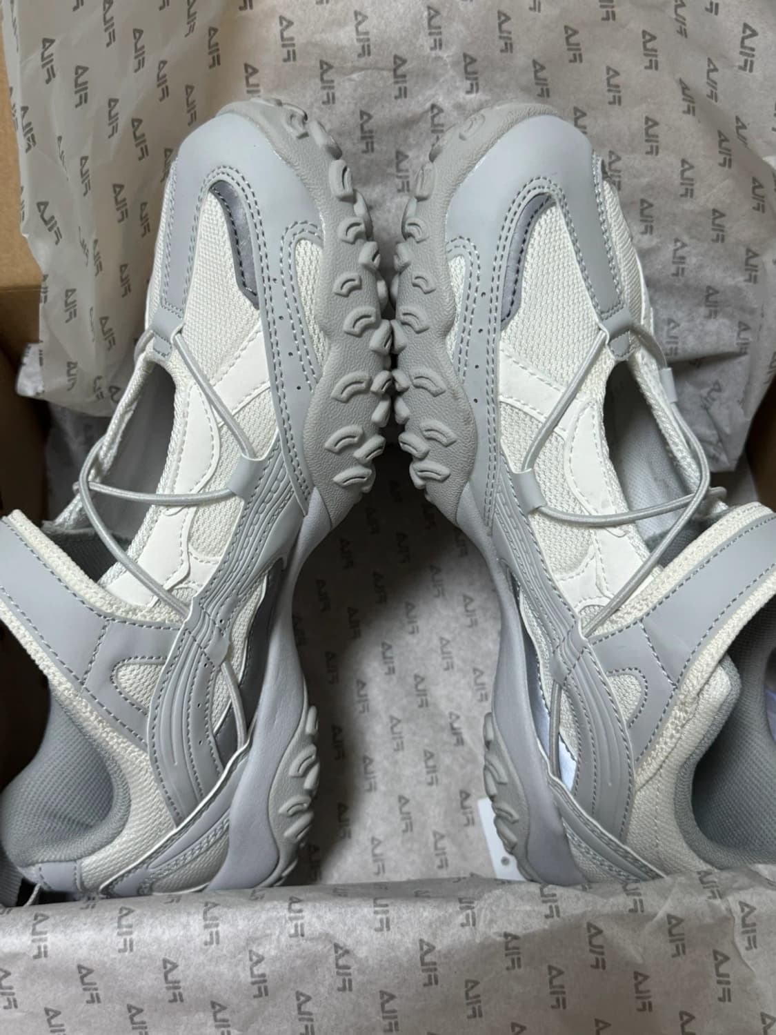 휠라 에샤페 벨크로 그레이 230 1회 착용 상품이미지6