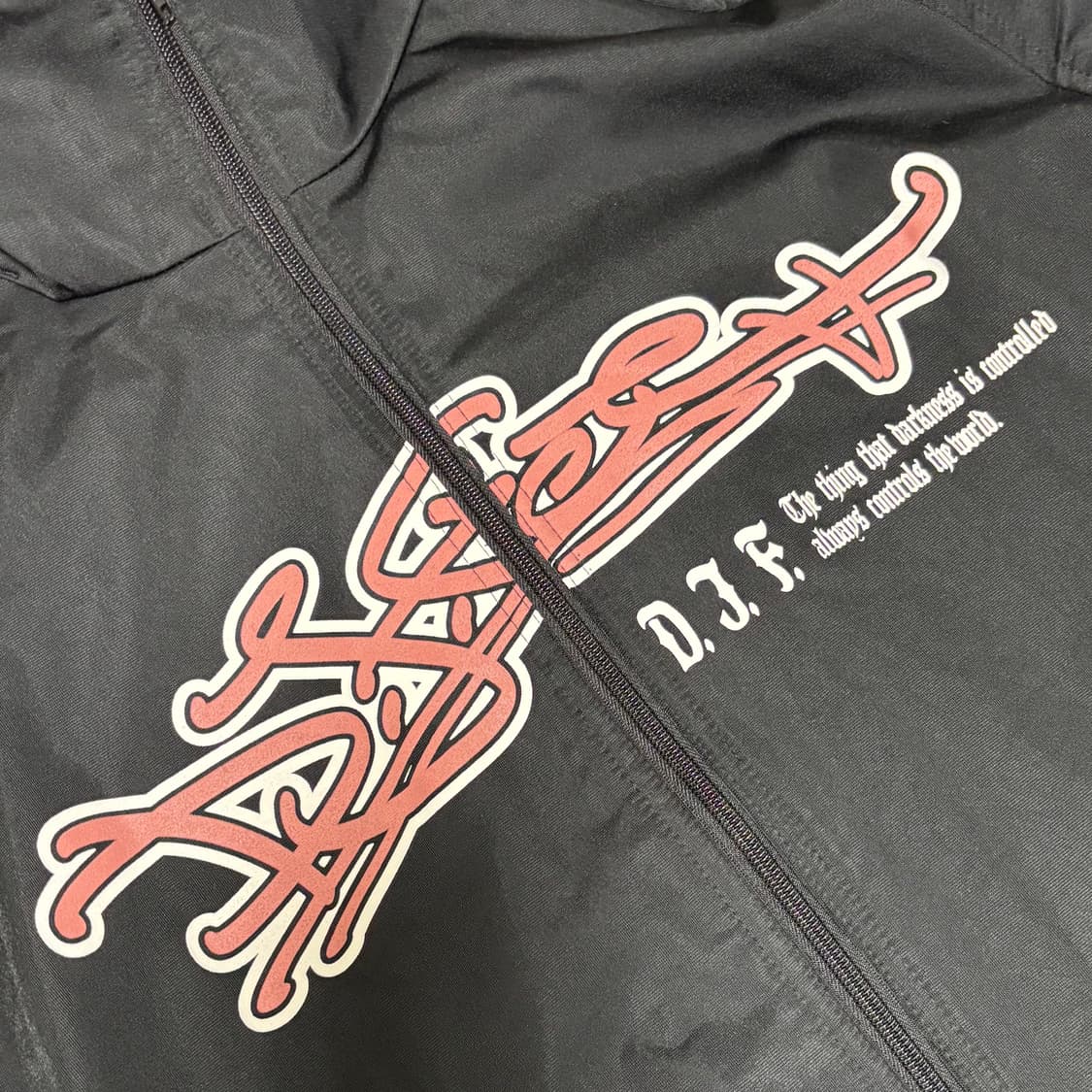 D.J. Free 그래피티 로고 웜업 자켓 상품이미지2