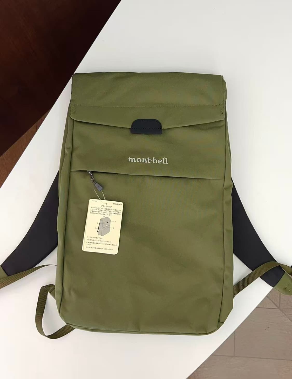 (새상품)몽벨 롤 탑 플랩팩 15 백팩 카키 상품이미지1