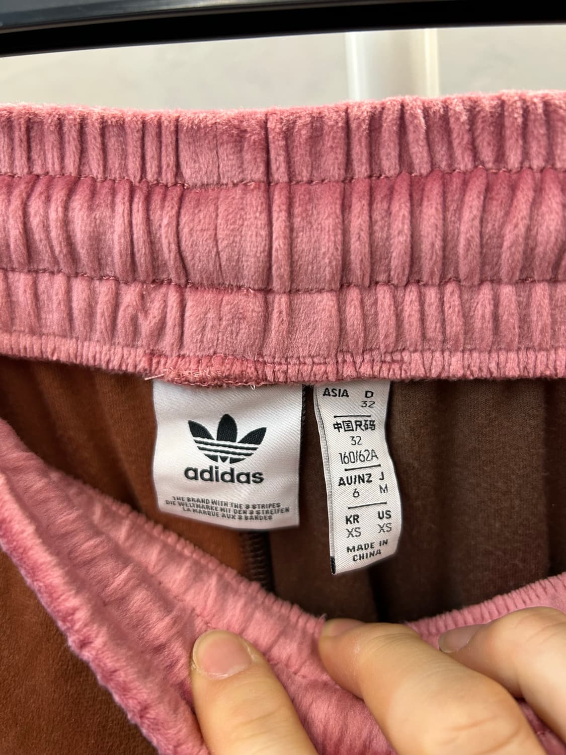 아디다스 오리지널 컬러 블록 벨벳 조거팬츠 상품이미지7