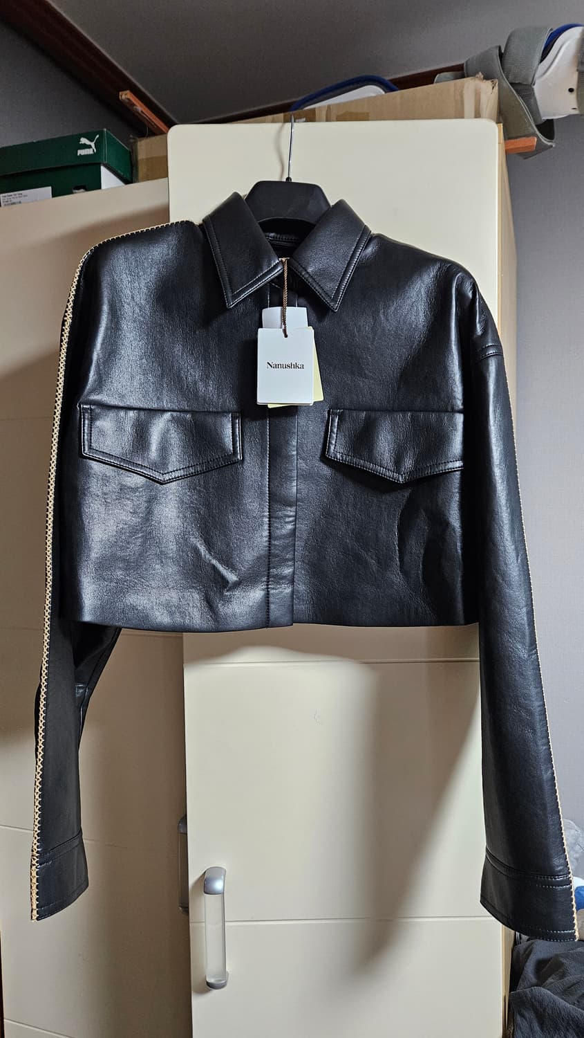 나누슈카 가죽자켓 레더자켓 정품 신품 300만짜리 상품이미지1