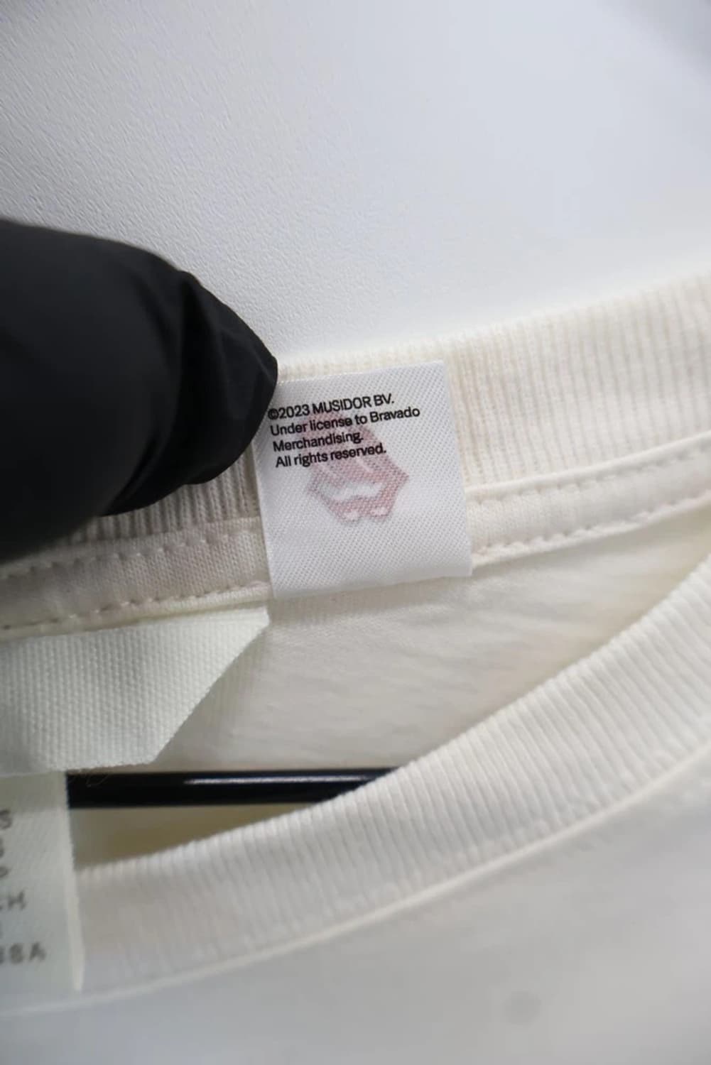 H&M Rolling Stones Logo Tee Cream 상품이미지6