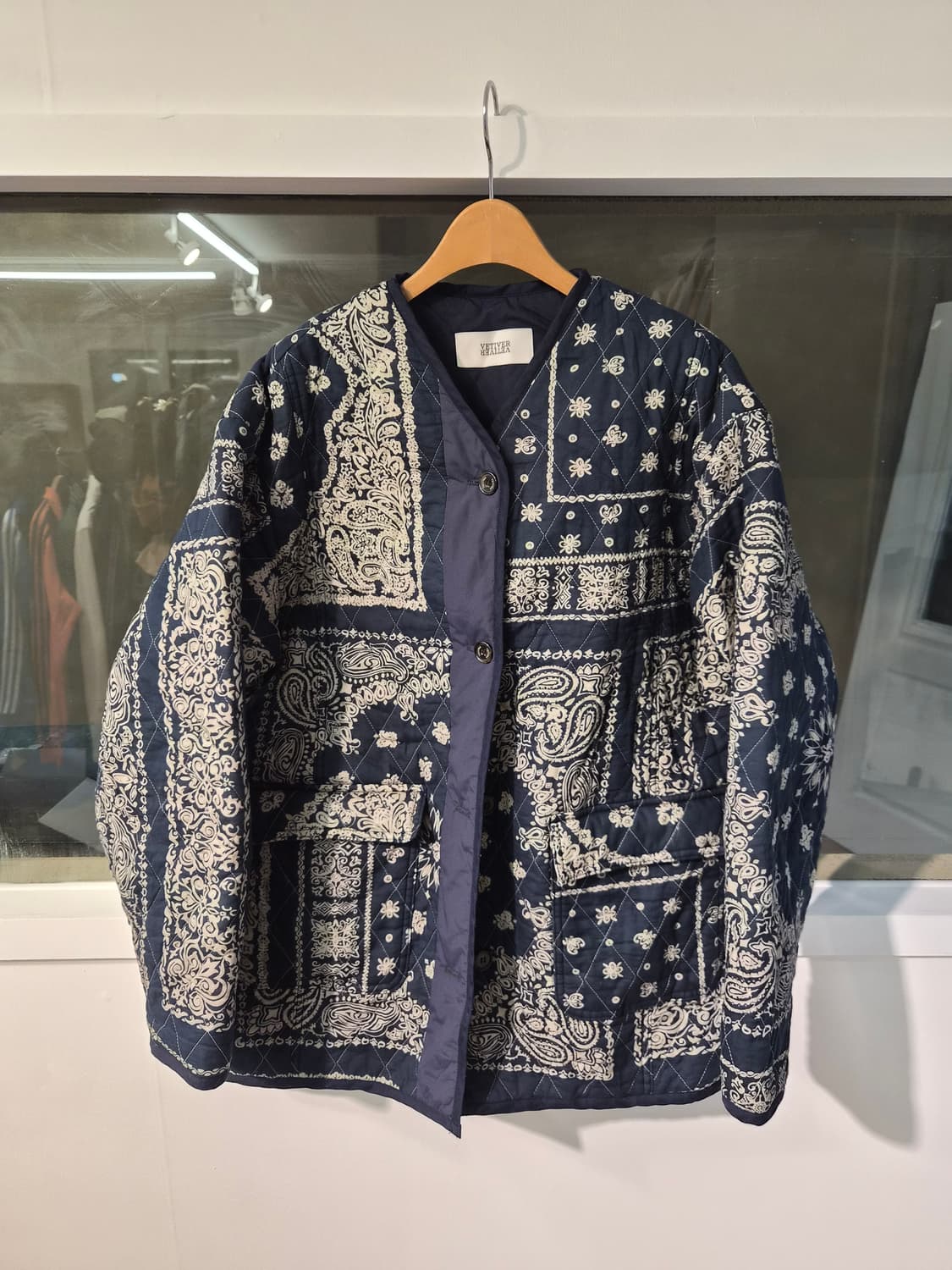 FREE) VETIVER 반다나 페이즐리 패턴 퀼팅 자켓 팝니다 상품이미지1