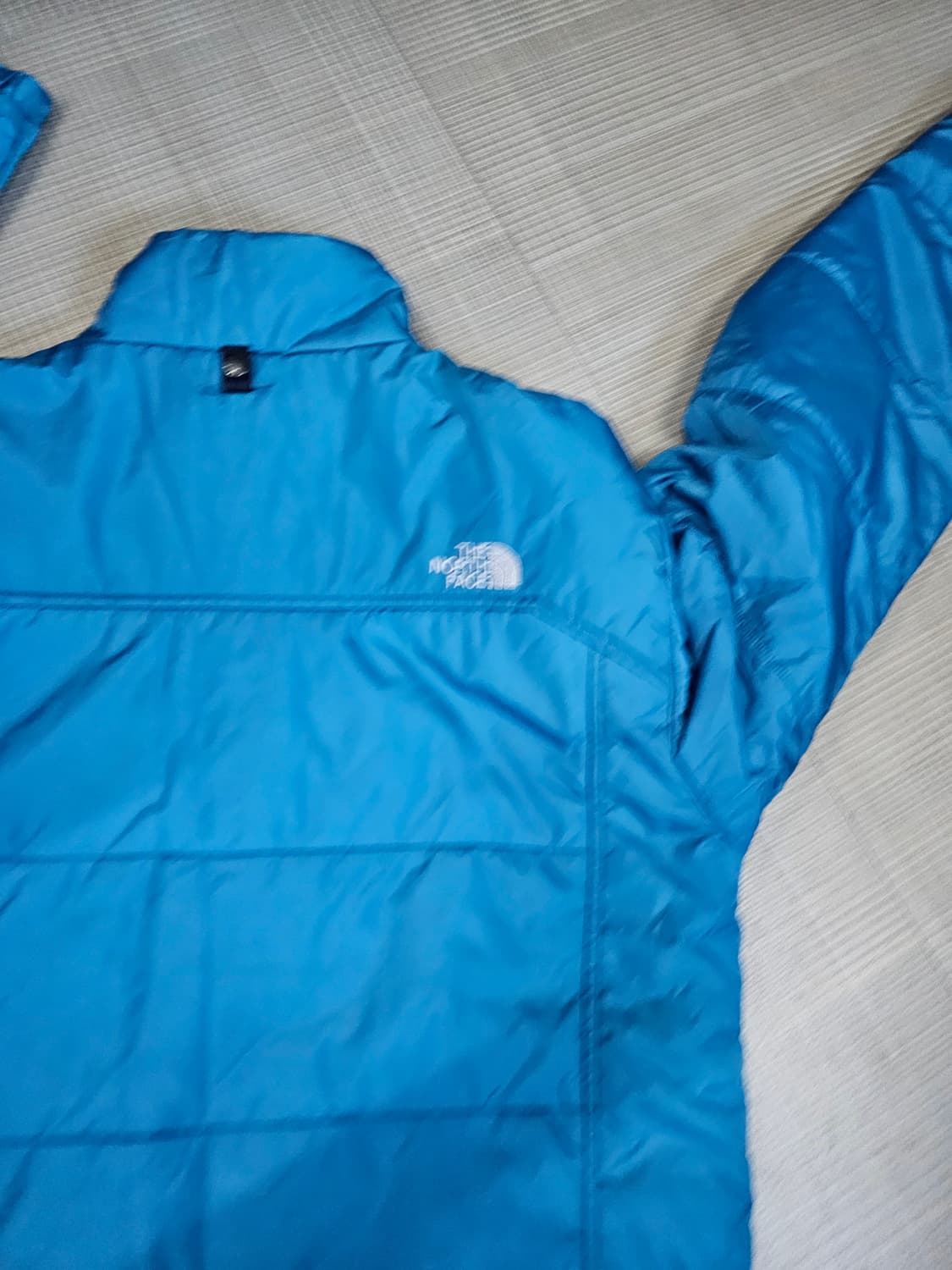 노스페이스 엑셀로프트 경량 패딩형 점퍼 상품이미지7