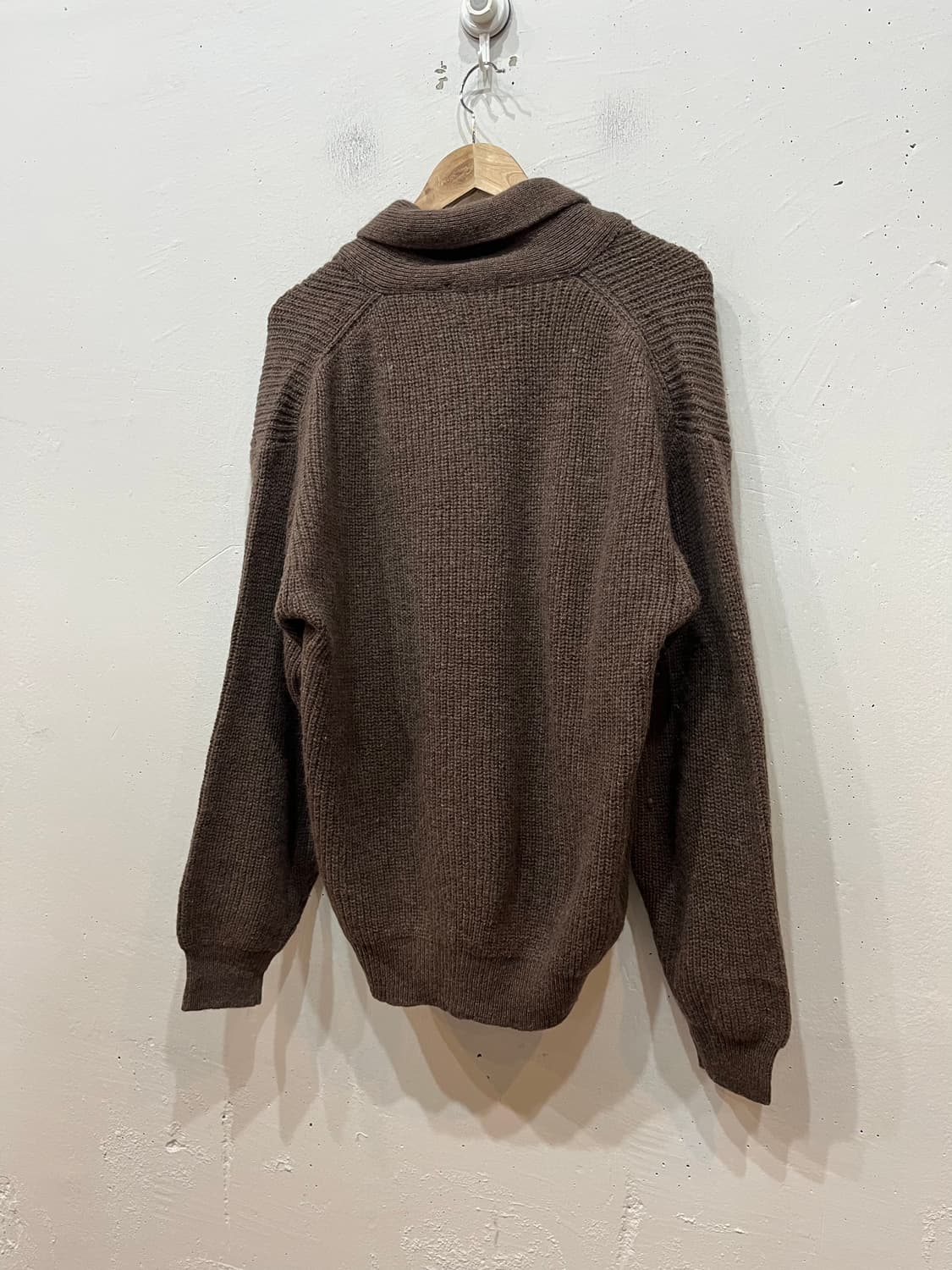 SPICE ISLAND 퓨어울 클래식 숄카라 니트 스웨터 브라운 상품이미지4