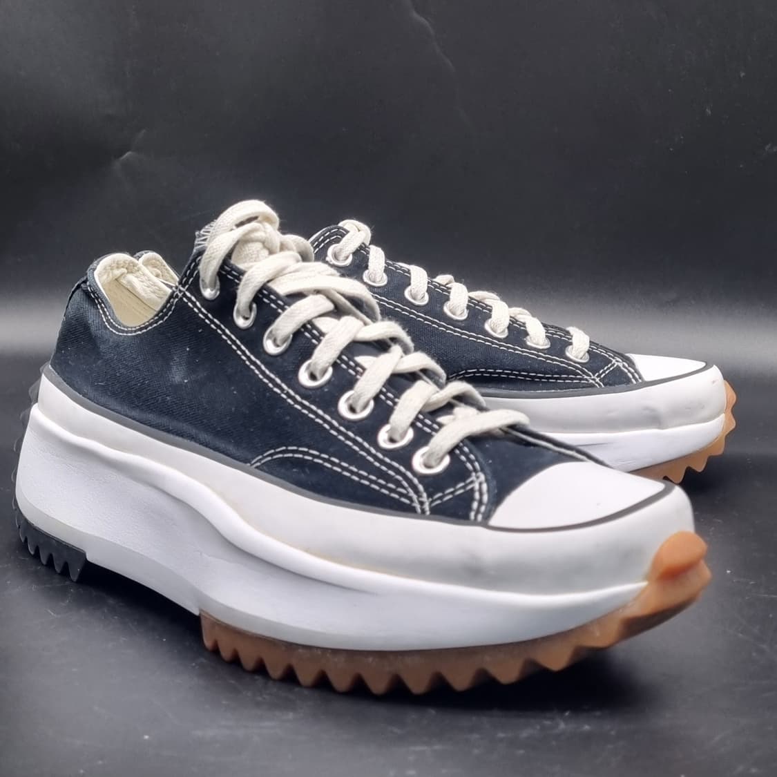 컨버스 런스타하이크 로우 남성스니커즈270  상품이미지1