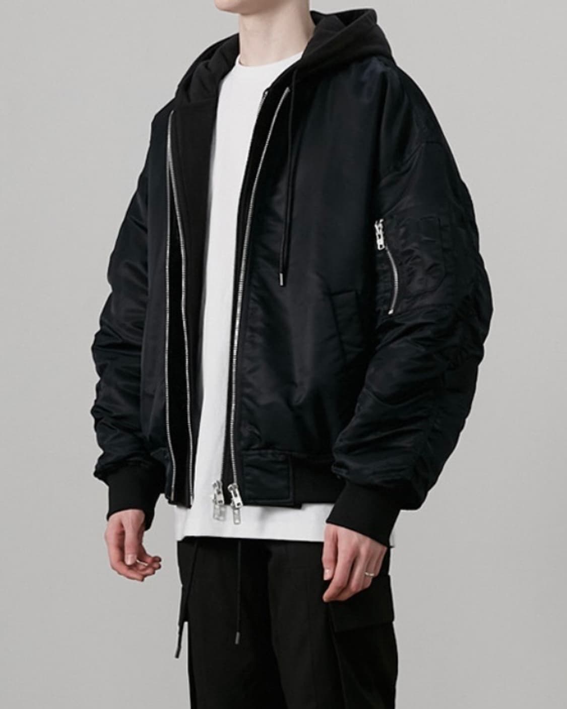 [1] 인터섹션 디테처블 후드 MA-1 점퍼 상품이미지1