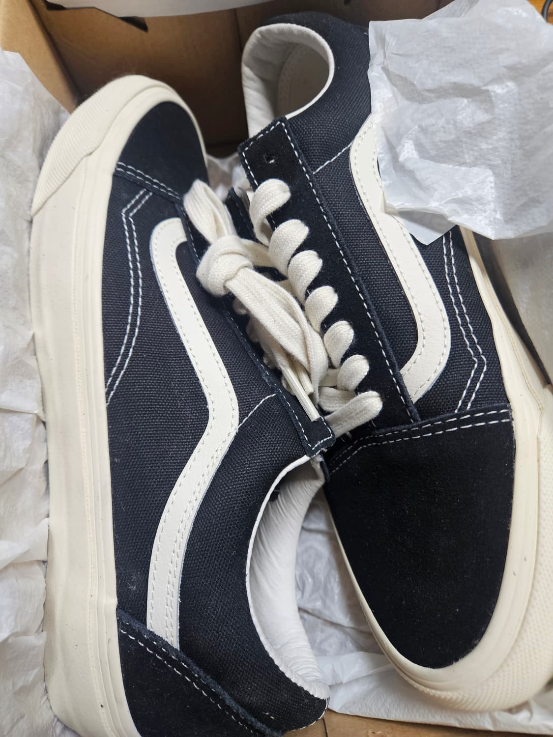 반스 볼트 올드스쿨 검흰 상품이미지1