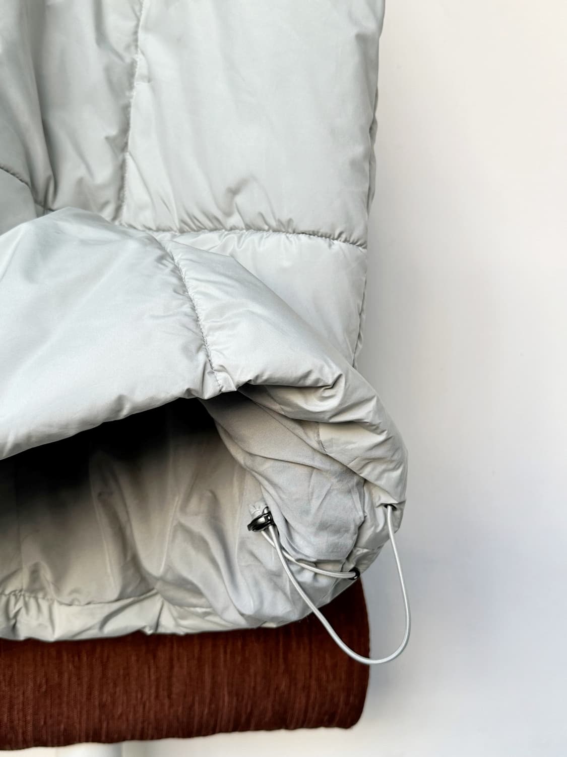 Padded design crew neck over parka 상품이미지10