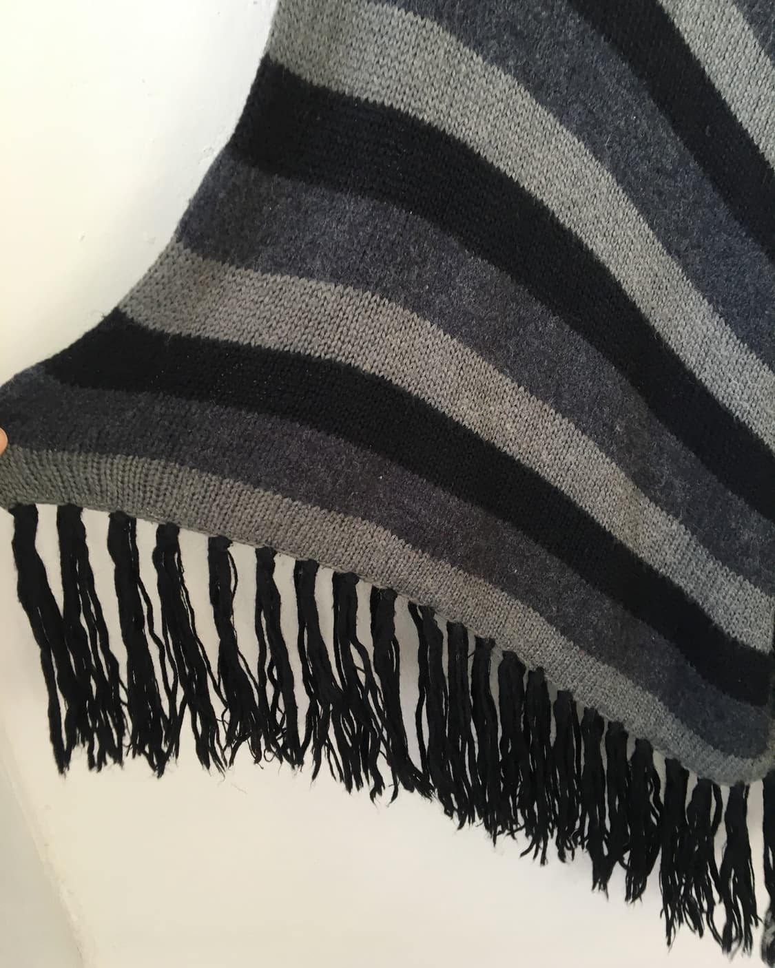 Fringe point pattern cape 상품이미지5