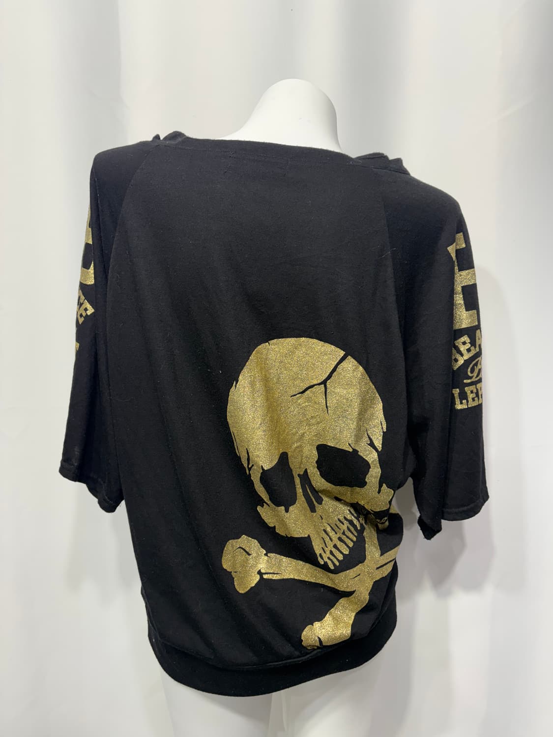 🎸블랙 오프숄더 골드 프린팅 롱슬리브🎸 상품이미지7