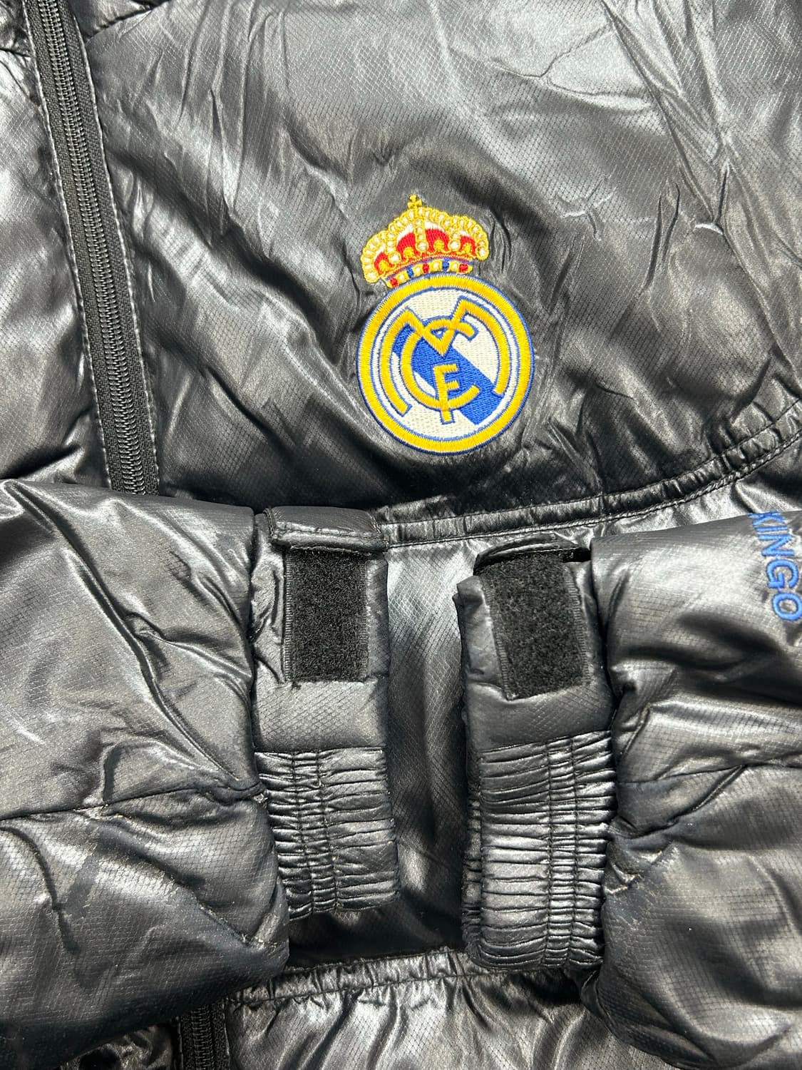 아디다스 레알 마드리드 유광 덕다운 패딩 S 상품이미지8
