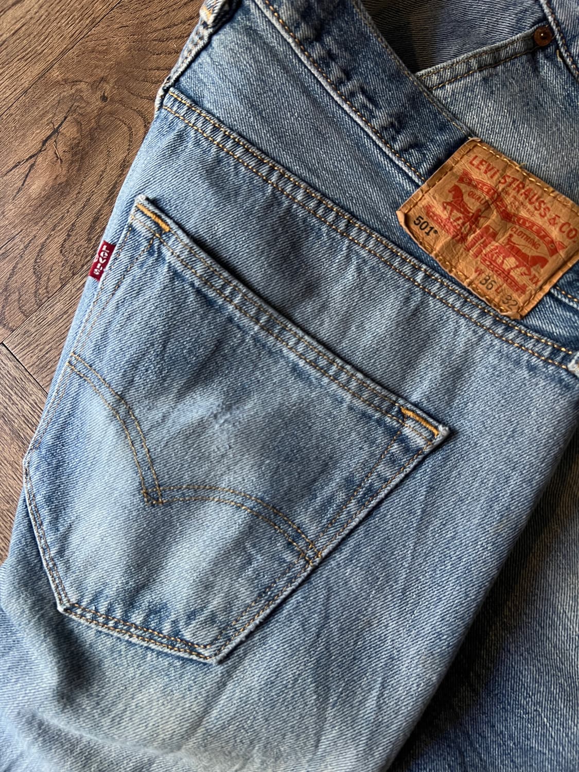 [36]리바이스 501 빈티지 데미지드 데님 팬츠 상품이미지7