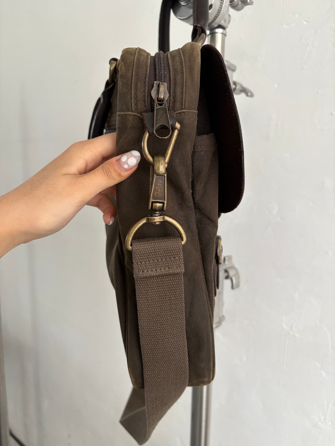 Barbour 바버 왁스드 레더 브리프케이스 상품이미지4