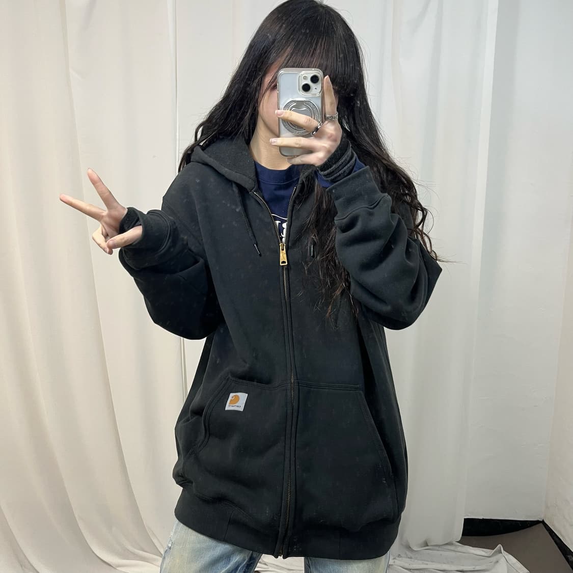 Carhartt Black Hoodie Zip-up 상품이미지1