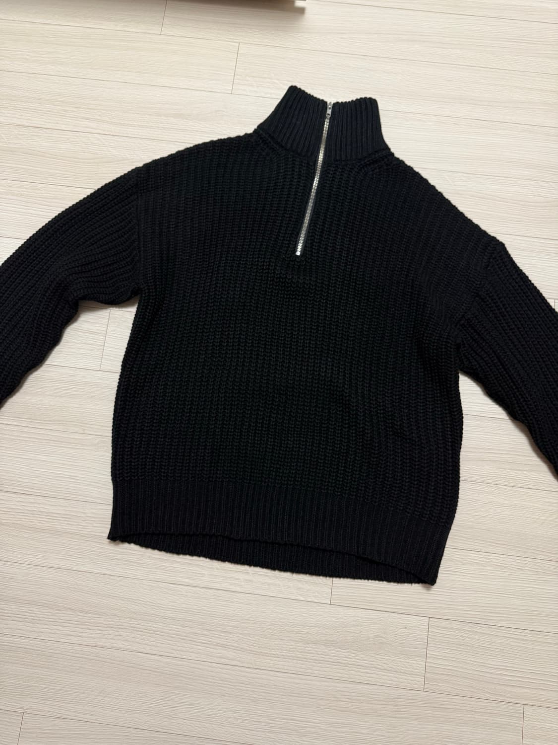 트릴리온 블랙 반집업 니트 M 상품이미지1