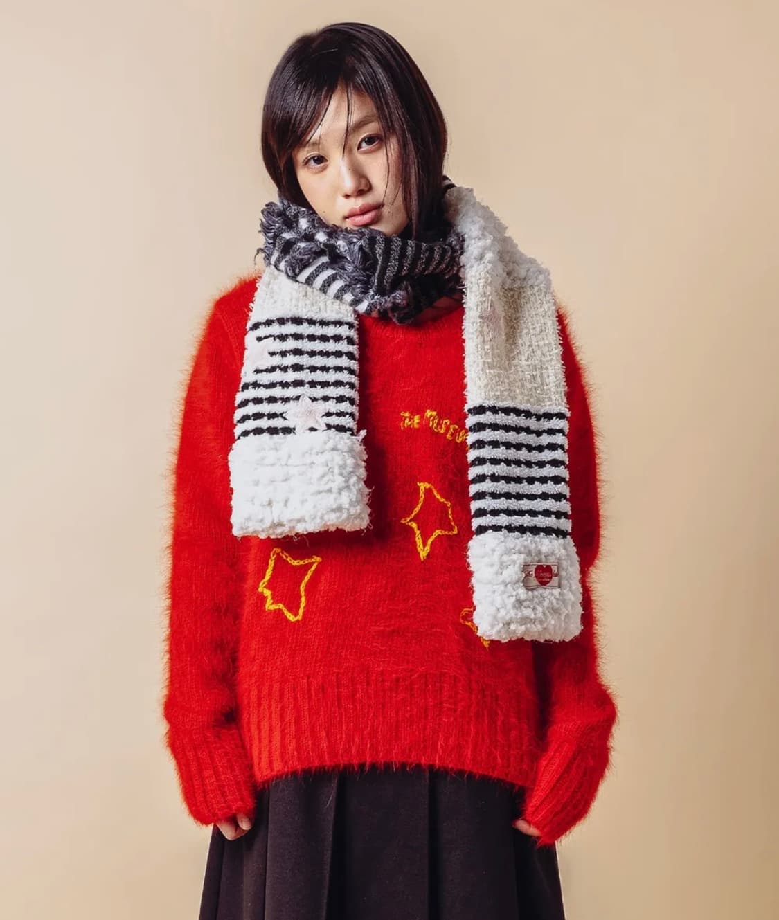 더뮤지엄비지터 패치워크 퍼 머플러 상품이미지3