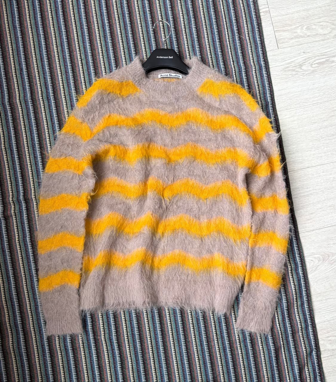 아크네 스튜디오 모헤어 퍼지 니트 상품이미지2