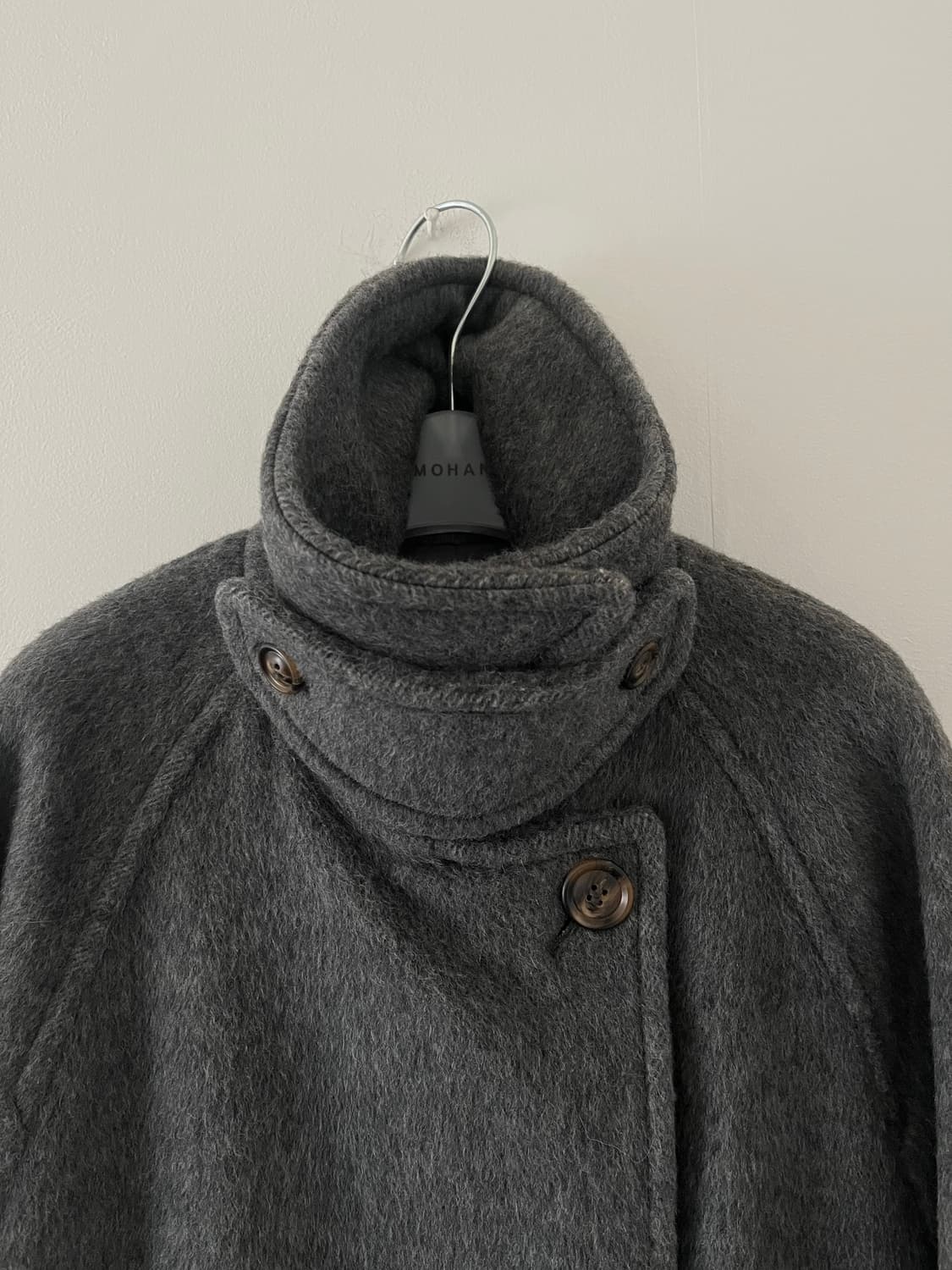 *해외출국으로 판매중단예정* 모한 카멜소재 더블 코트 그레이 상품이미지3