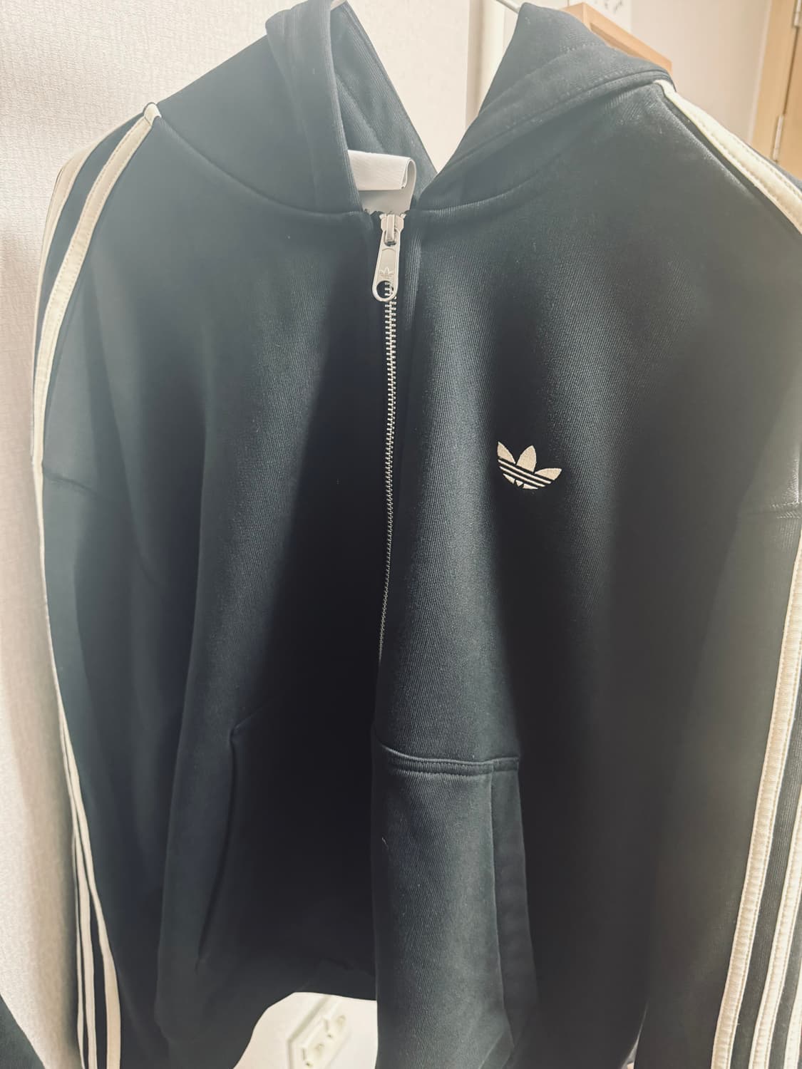 아디다스 크롭 후드집업 m 상품이미지1