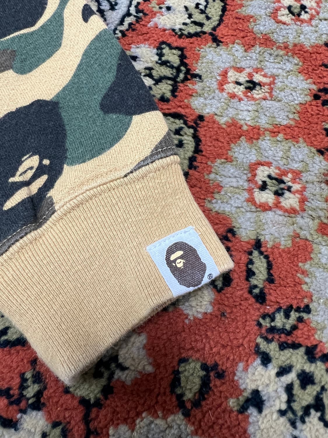 BAPE KIDS 샤크 카모 후드 집업 베이지 110 상품이미지4