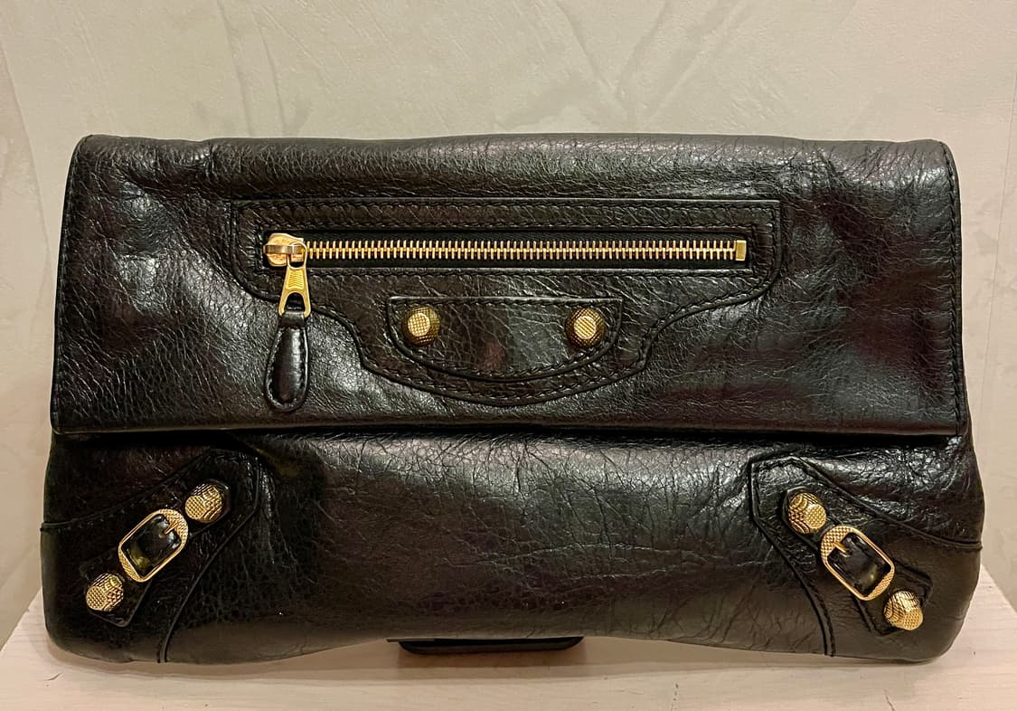 발렌시아가 클래식 스터드 클러치 (블랙/골드)  상품이미지1