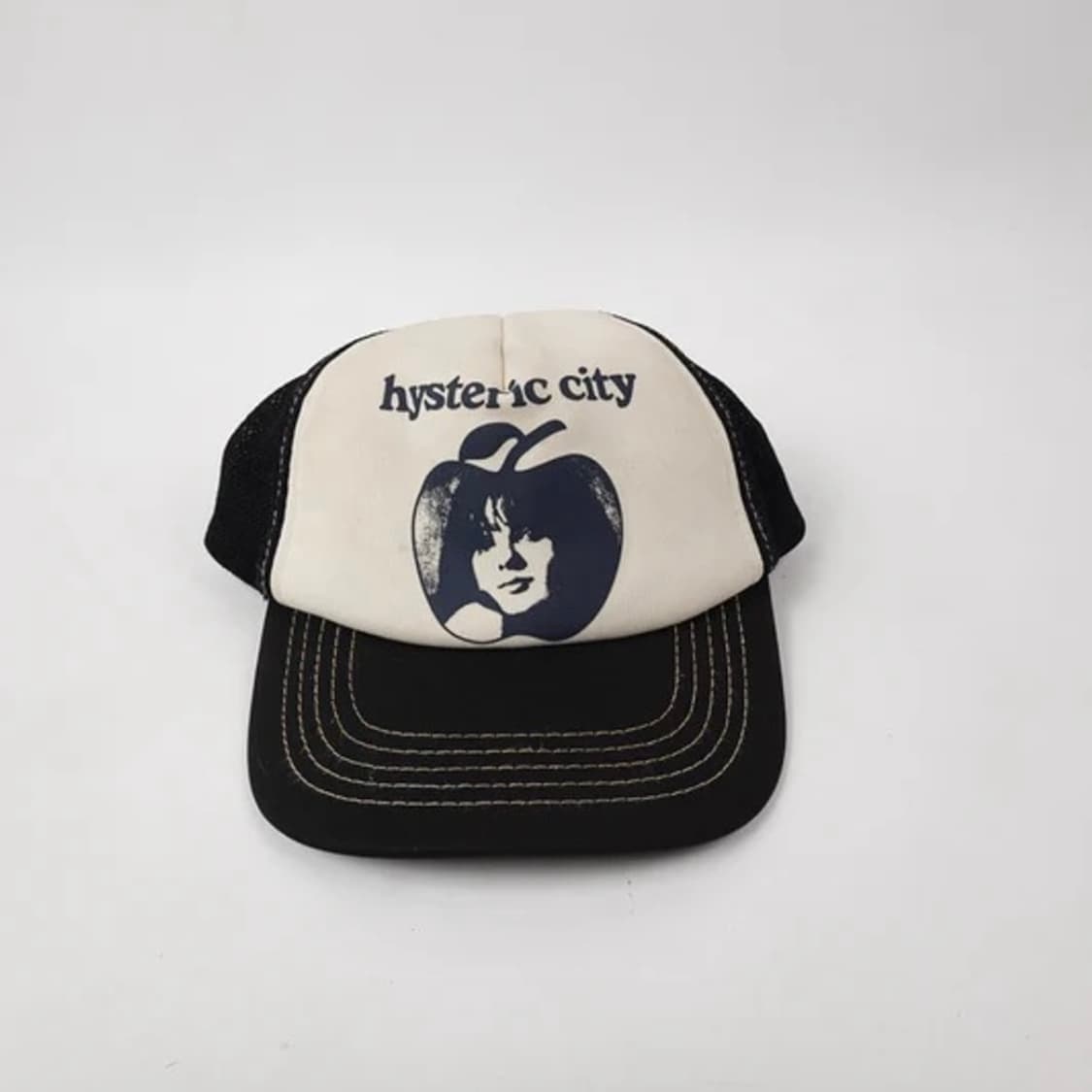 히스테릭글래머 애플시티 메쉬 트러커 캡 상품이미지1