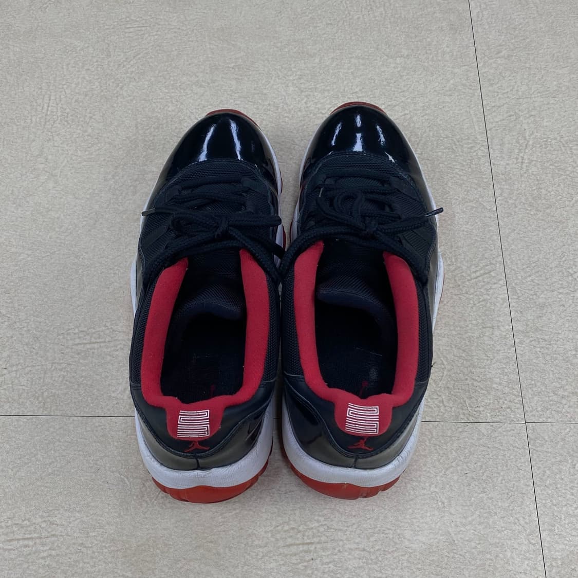 나이키 조던 11 레트로 로우 브레드 (270mm) 상품이미지3