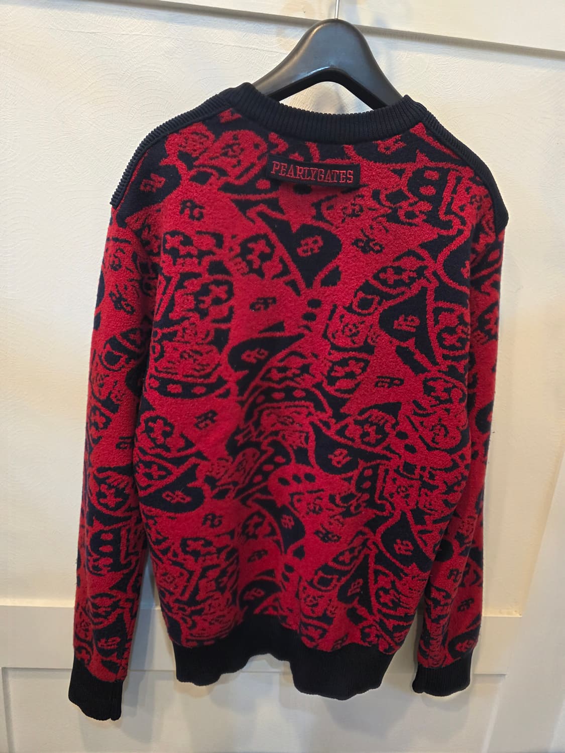 페리게이츠 패턴 니트 레드 블랙 상품이미지4