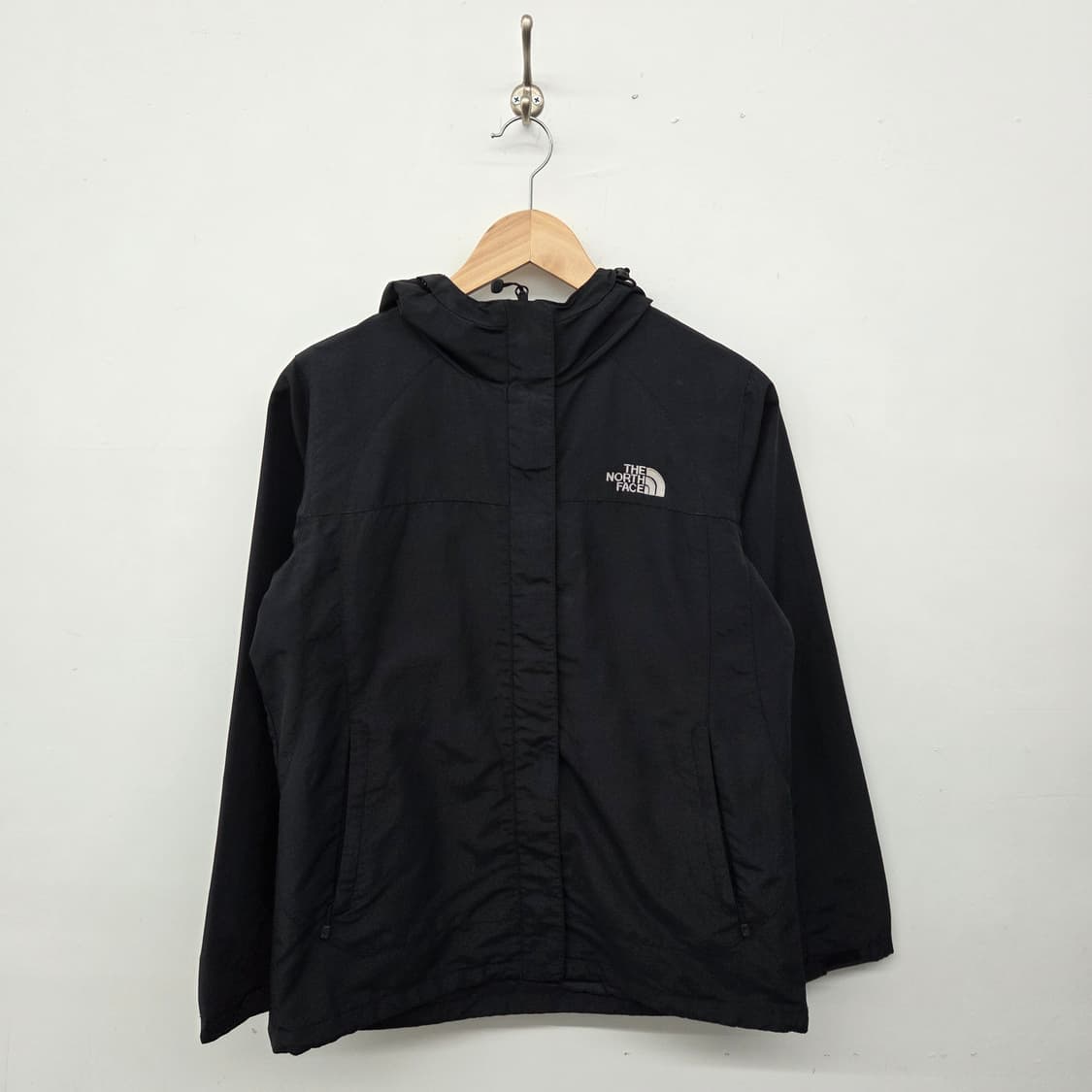 노스페이스 블랙 바람막이 후드 자켓 여m 상품이미지1