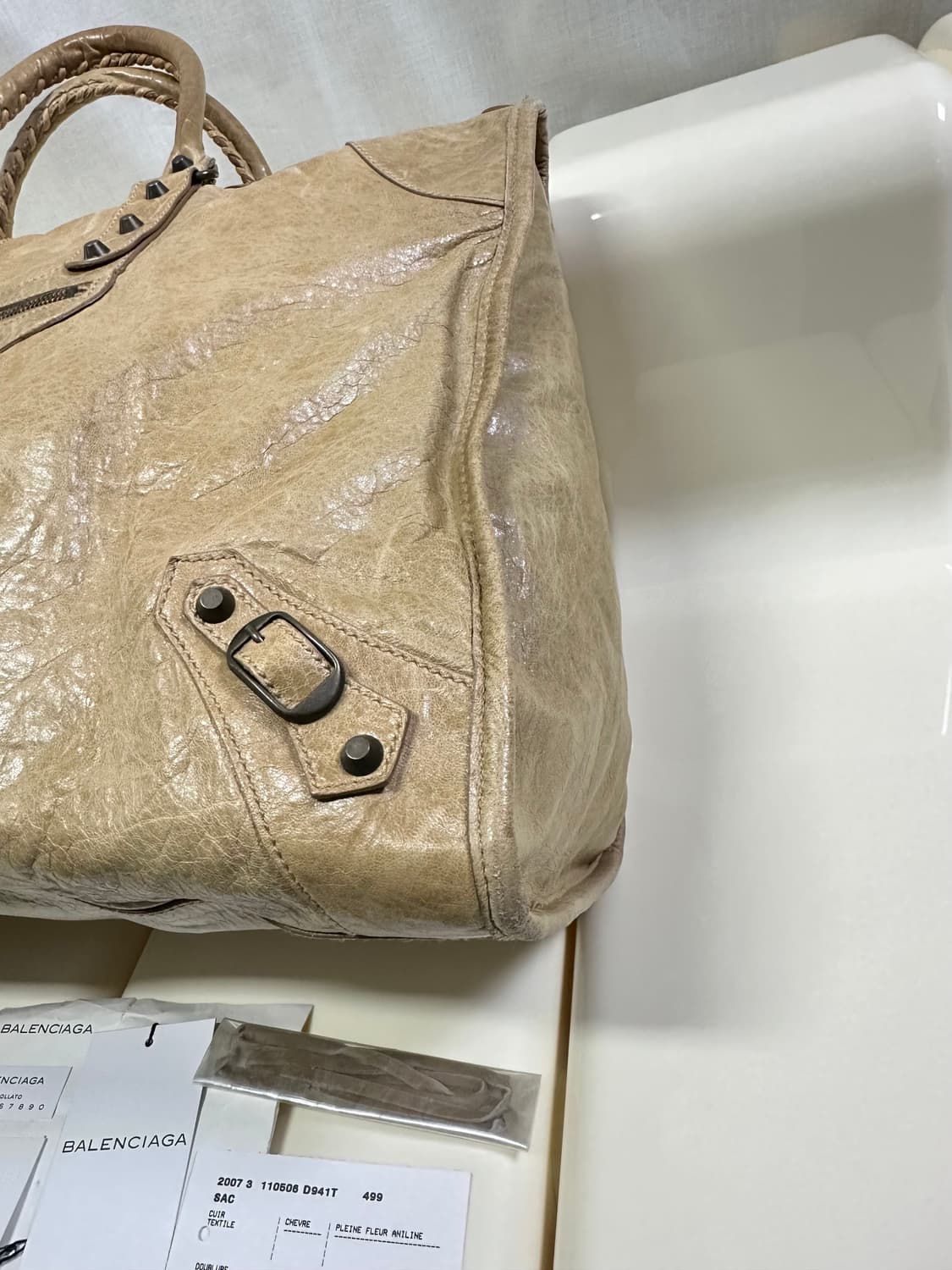 [A 정품] 발렌시아가 시티 모터백 위켄더 카라멜브라운 상품이미지2