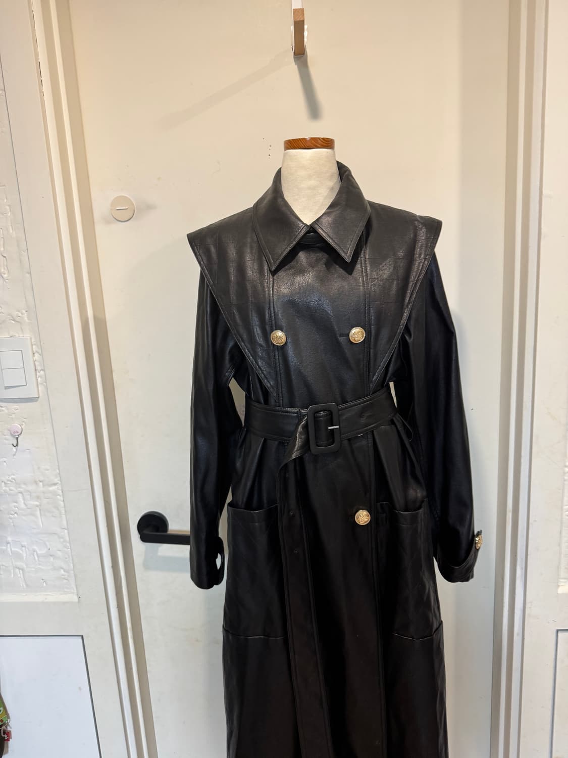 줄로그 레더 맥시 코트 상품이미지7