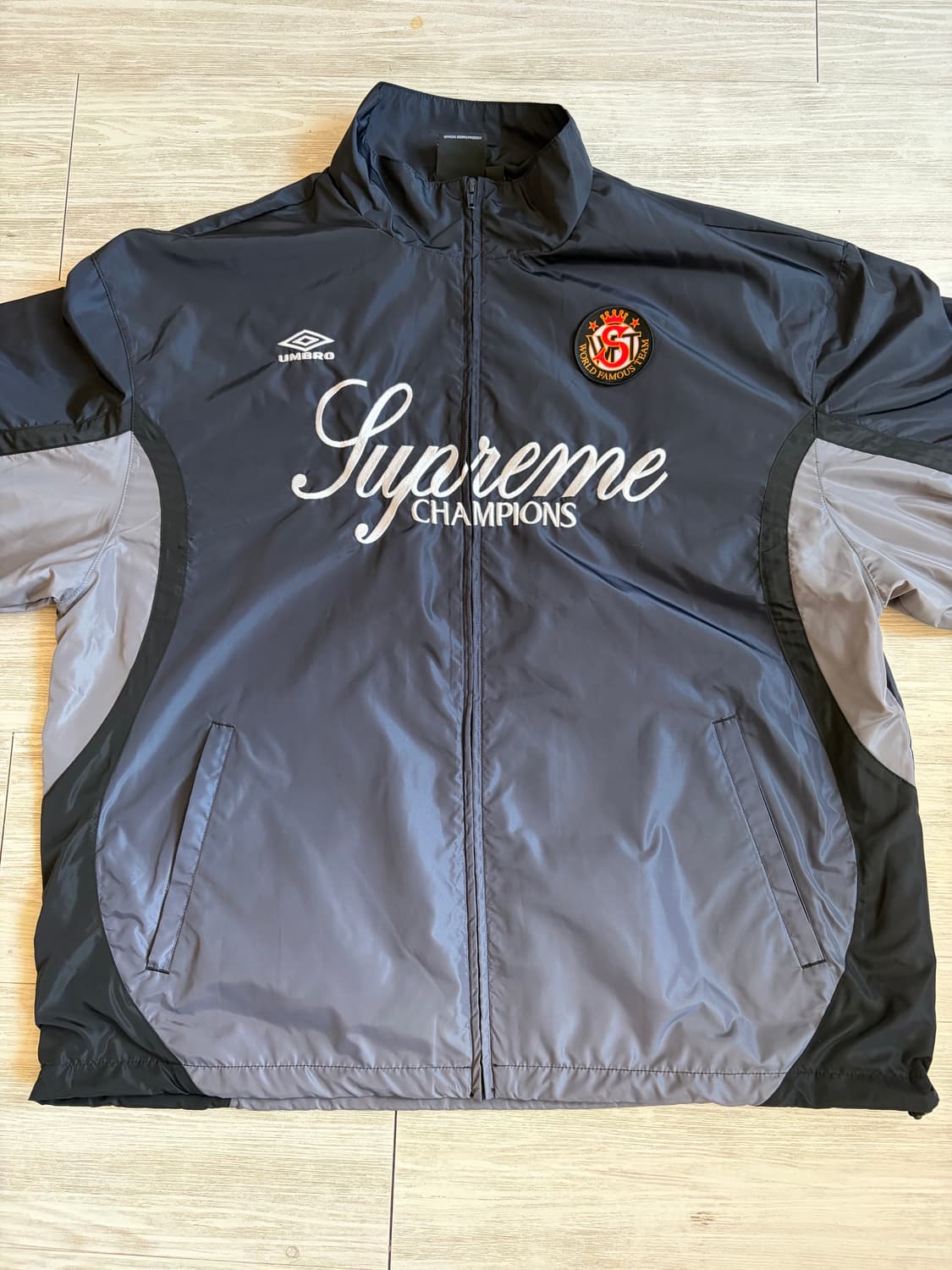 25fw 슈프림x엄브로 트랙자켓 블랙 L 상품이미지6