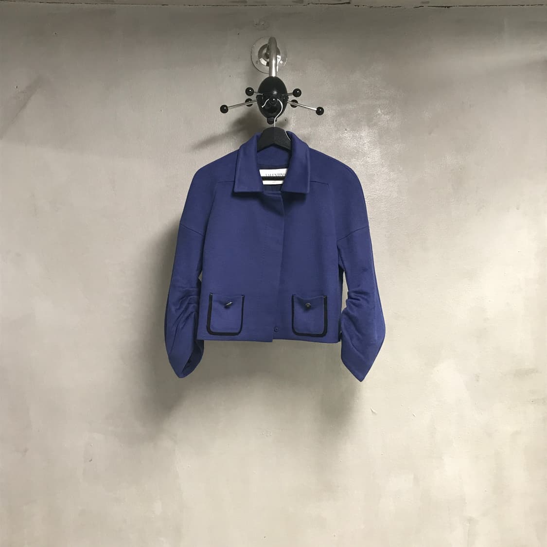 발렌티노 네이비 포켓 숏 코트 10(W) 상품이미지1