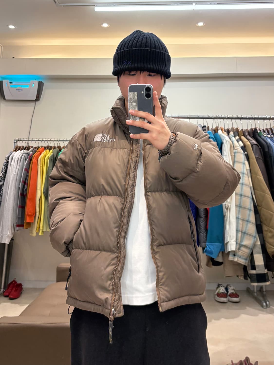 노스페이스 켄달 제너 브라운 700 눕시 상품이미지8