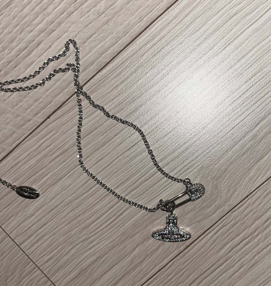 비비안웨스트우드 지르코니아  목걸이 상품이미지5