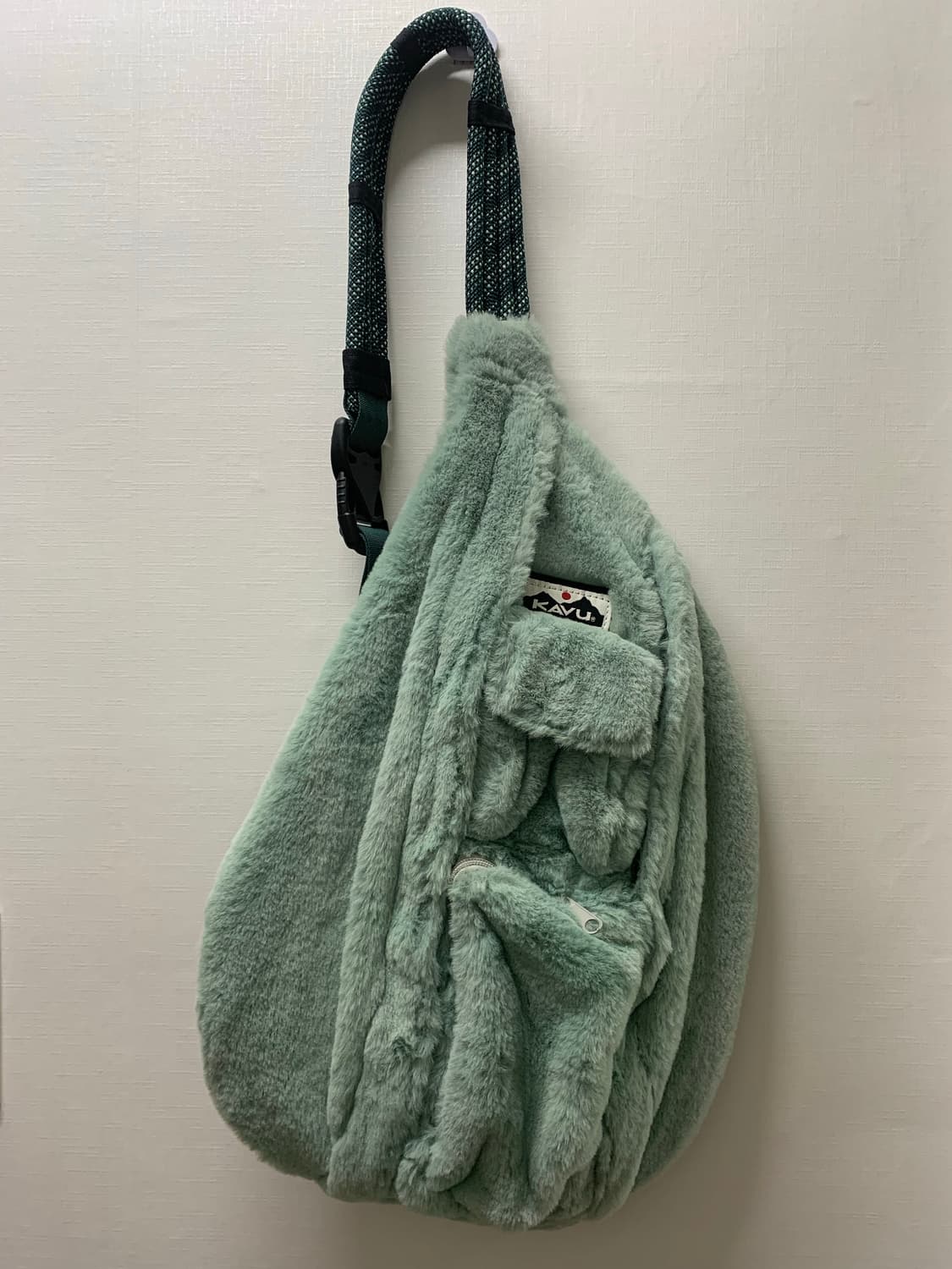 카부 퍼 플리스 로프 슬링백 상품이미지2