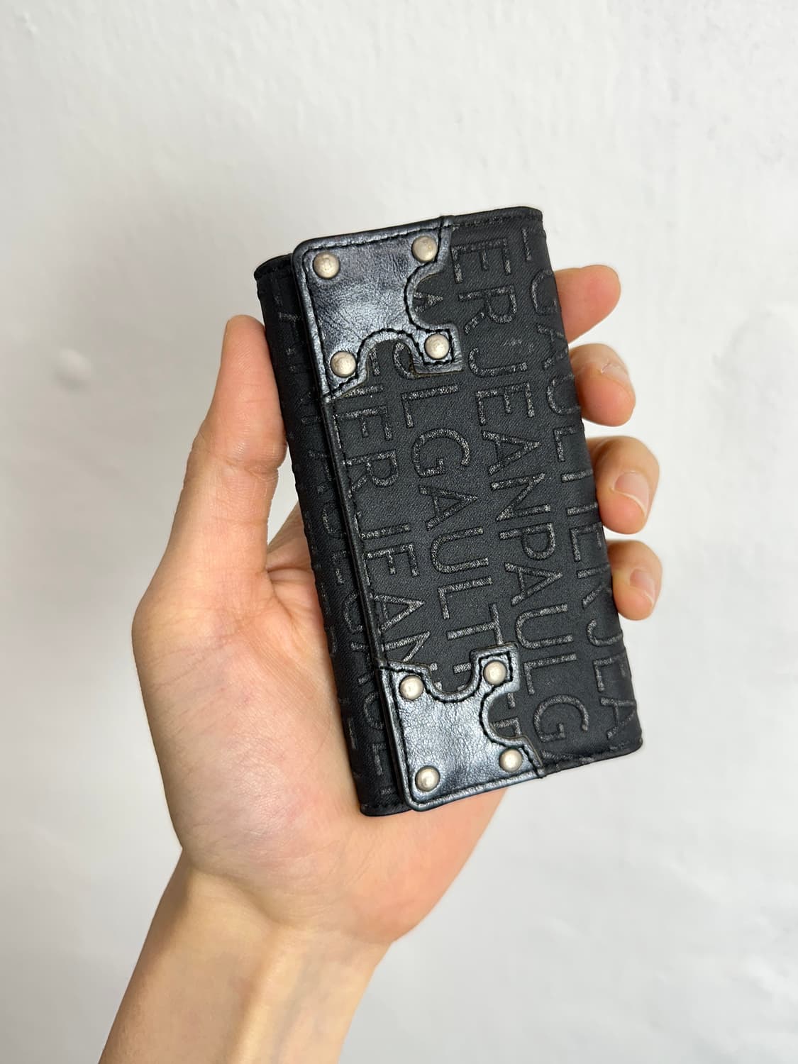 Jean Paul Gaultier Monogram Rivet Key Ca 상품이미지3