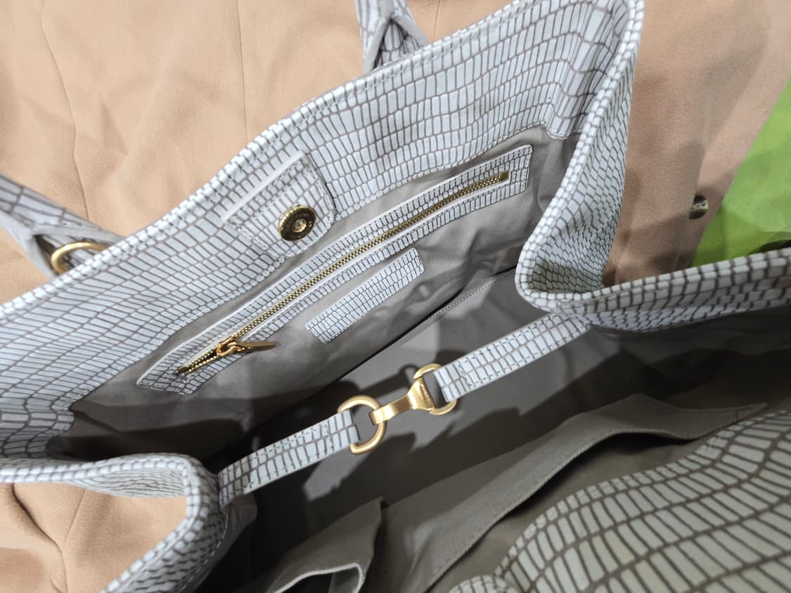 쿠론 토트백 화이트 패턴 상품이미지4